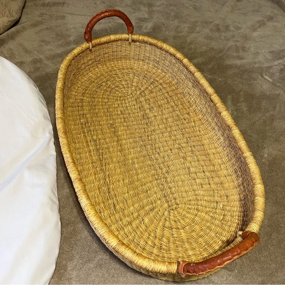 Design Dua Handwoven Changing Basket - Picture 3 of 6
